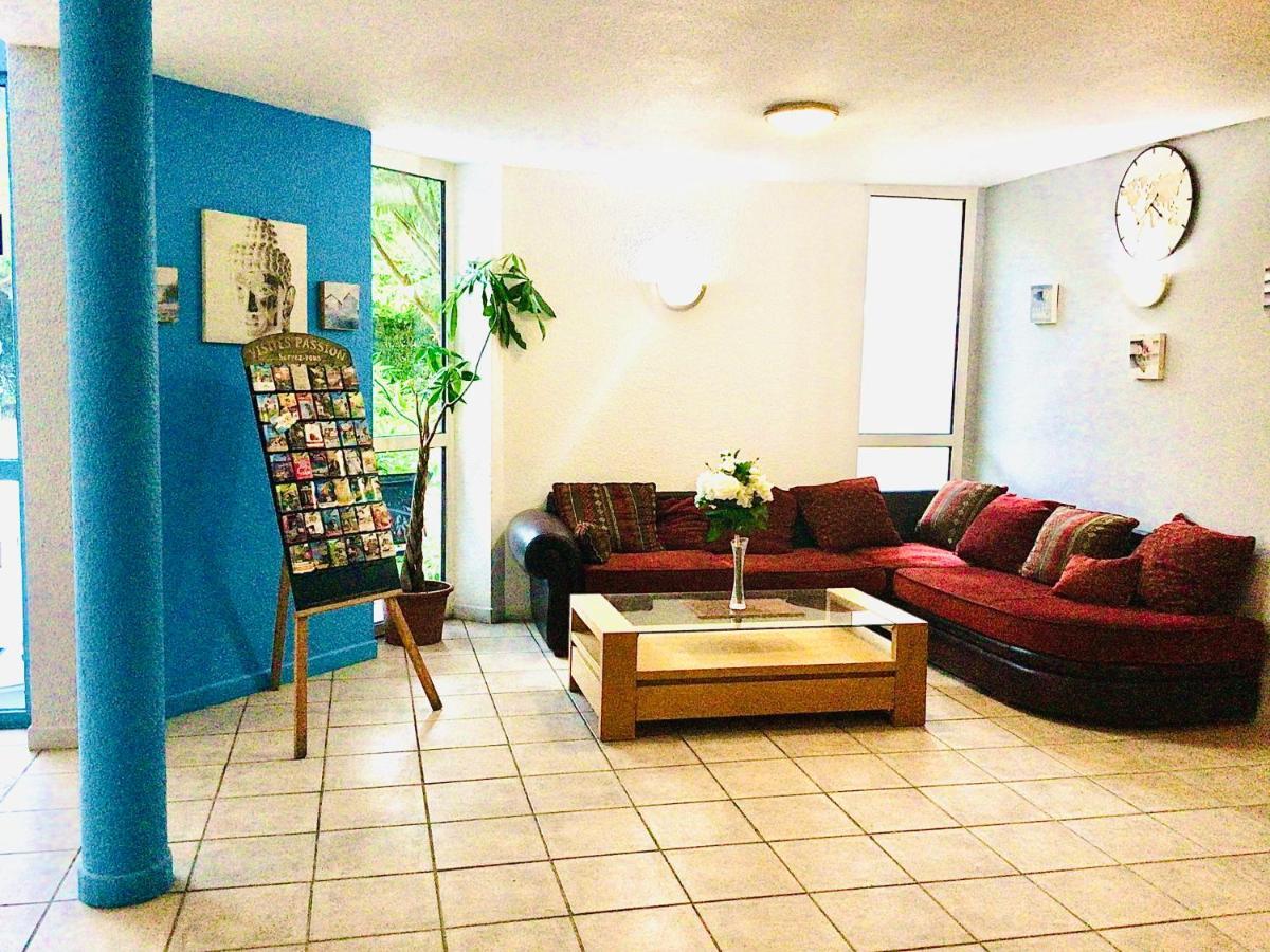 Confortel Avignon Tgv Hotel Екстериор снимка