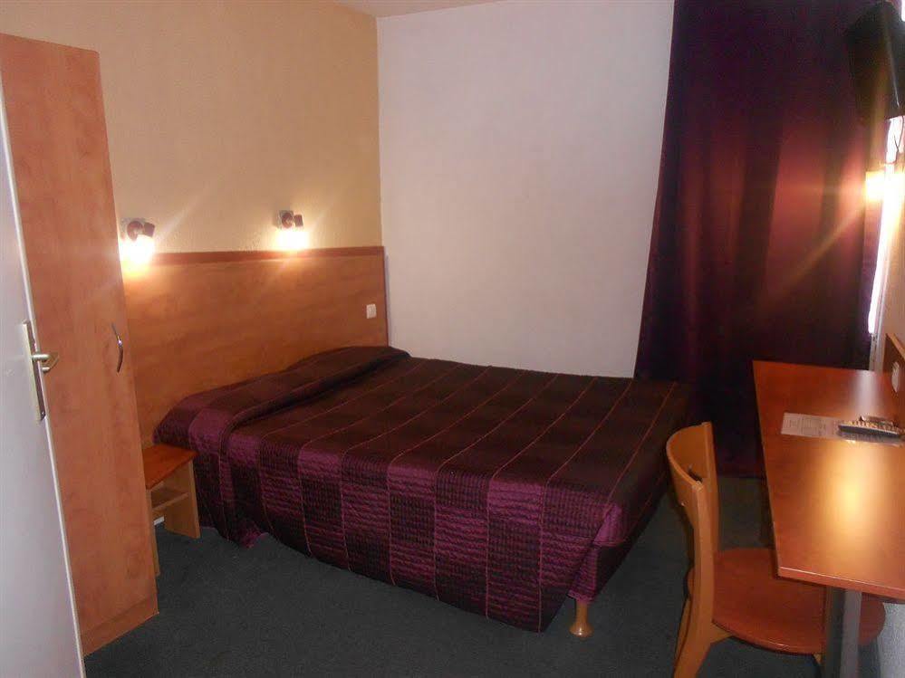 Confortel Avignon Tgv Hotel Екстериор снимка